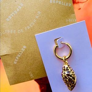 Man Repeller Cocoon Earring _Single Hoop & Charm